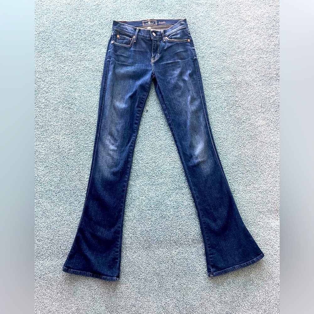 NWOT Kaylie jeans size 25
